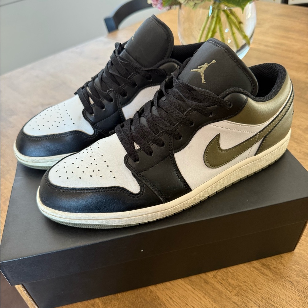 Air Jordan 1 low